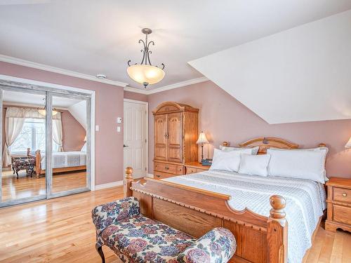 Master bedroom - 8450 Rg De La Pointe-Du-Jour, Saint-Hyacinthe, QC - Indoor Photo Showing Bedroom