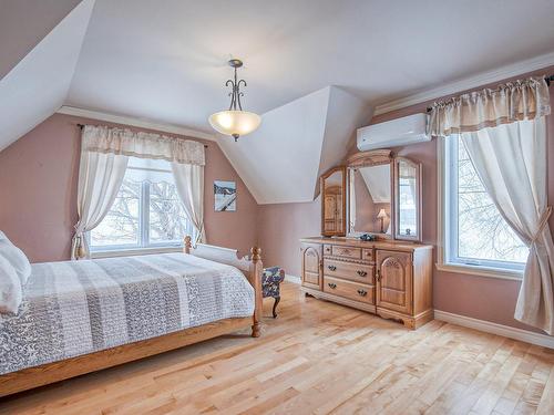 Master bedroom - 8450 Rg De La Pointe-Du-Jour, Saint-Hyacinthe, QC - Indoor Photo Showing Bedroom