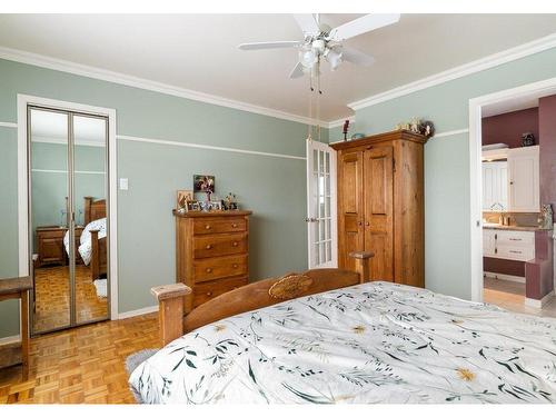 Master bedroom - 2604 Rue De Vigny, Mascouche, QC - Indoor Photo Showing Bedroom