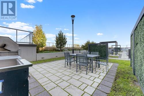 1301 - 2087 Fairview Street, Burlington (Brant), ON - Outdoor With Deck Patio Veranda