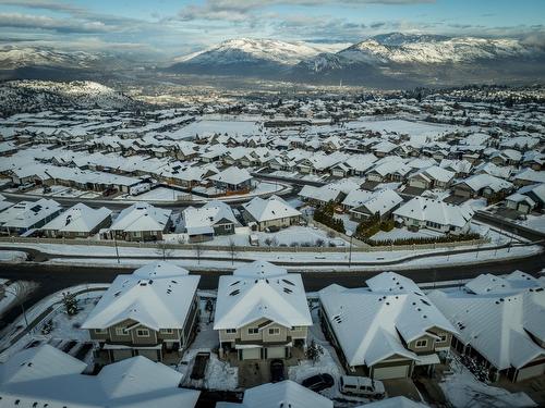 114-1325 Aberdeen Drive, Kamloops, BC - Outdoor With View