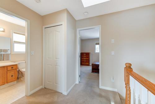 1634 Carshyl Court, Kelowna, BC - Indoor Photo Showing Other Room