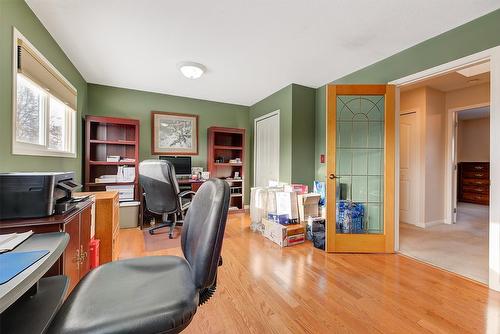 1634 Carshyl Court, Kelowna, BC - Indoor Photo Showing Office