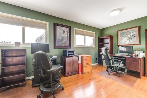 1634 Carshyl Court, Kelowna, BC - Indoor Photo Showing Office