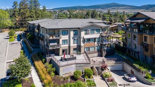 209-4380 Lakeshore Road, Kelowna, BC - Outdoor