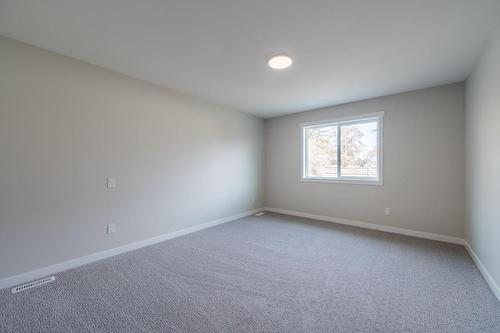 142 Clarke Street, Kamloops, BC - Indoor Photo Showing Other Room