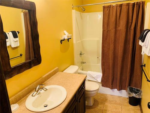 K3-A-1351 Gerry Sorensen Way, Kimberley, BC - Indoor Photo Showing Bathroom