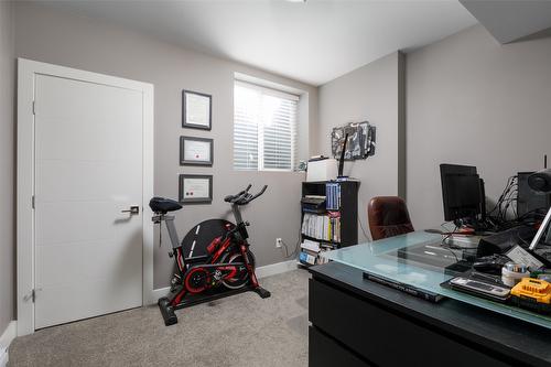 456 Cavell Place, Kelowna, BC - Indoor Photo Showing Office