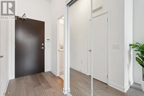 222 - 60 Honeycrisp Crescent, Vaughan, ON - Indoor Photo Showing Other Room