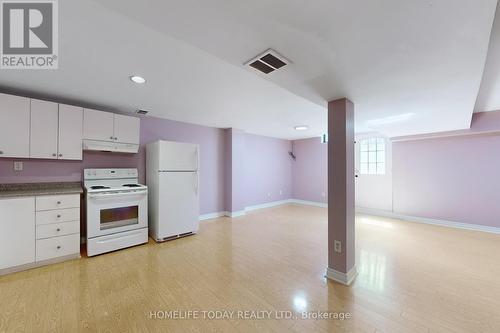 185 Campbell Avenue, Vaughan, ON - Indoor Photo Showing Kitchen