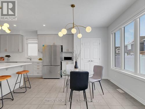 139 Celestial Grove, Ottawa, ON - Indoor Photo Showing Kitchen