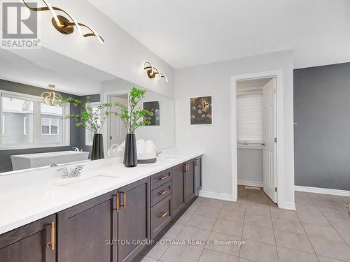 139 Celestial Grove, Ottawa, ON - Indoor Photo Showing Bathroom