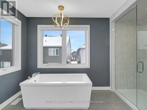 139 Celestial Grove, Ottawa, ON - Indoor Photo Showing Bathroom