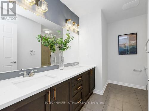 139 Celestial Grove, Ottawa, ON - Indoor Photo Showing Bathroom