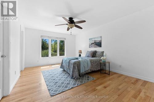 40 Blue Danube Way, Laurentian Valley, ON - Indoor Photo Showing Bedroom