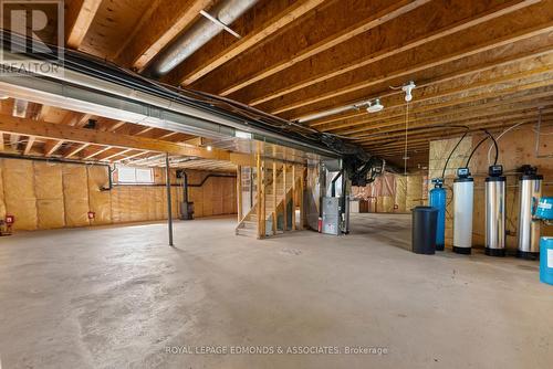 40 Blue Danube Way, Laurentian Valley, ON - Indoor Photo Showing Basement