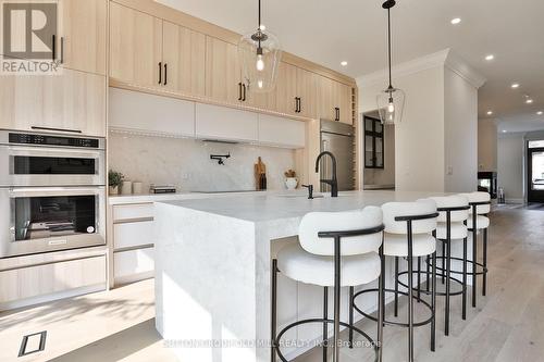 303 Ridley Boulevard, Toronto, ON - Indoor Photo Showing Kitchen With Upgraded Kitchen