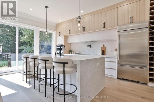 303 Ridley Boulevard, Toronto, ON - Indoor Photo Showing Kitchen