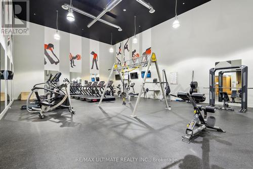 121 - 1030 King Street W, Toronto, ON - Indoor Photo Showing Gym Room