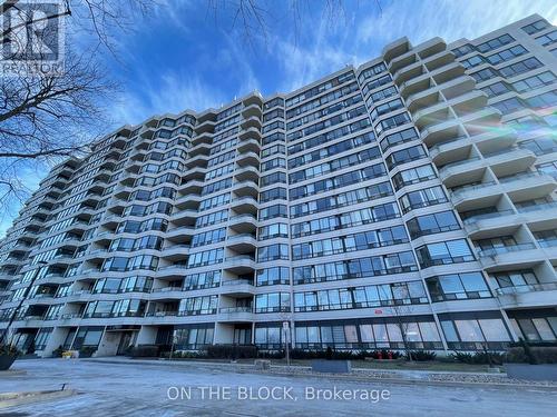 602 - 8501 Bayview Avenue, Richmond Hill, ON - Outdoor With Facade