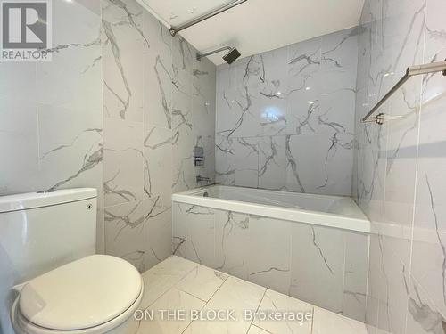 602 - 8501 Bayview Avenue, Richmond Hill, ON - Indoor Photo Showing Bathroom