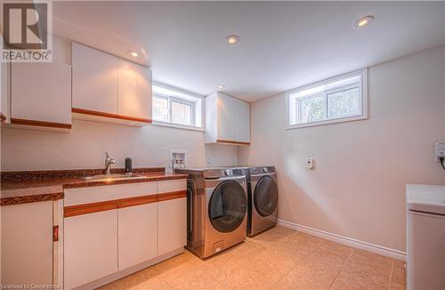 24 Bennett Avenue, Guelph, ON - Indoor Photo Showing Laundry Room