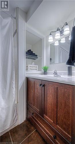 24 Bennett Avenue, Guelph, ON - Indoor Photo Showing Bathroom