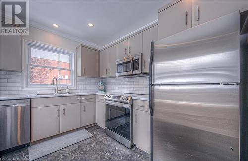 24 Bennett Avenue, Guelph, ON - Indoor Photo Showing Kitchen