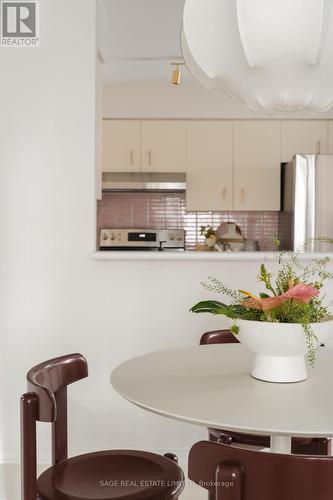 704 - 70 Mill Street, Toronto, ON - Indoor Photo Showing Kitchen