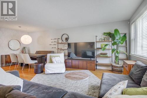 63 Fortieth Street, Toronto, ON - Indoor Photo Showing Living Room