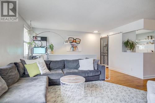 63 Fortieth Street, Toronto, ON - Indoor Photo Showing Living Room