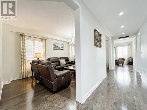 4 Vernosa Drive, Brampton, ON - Indoor