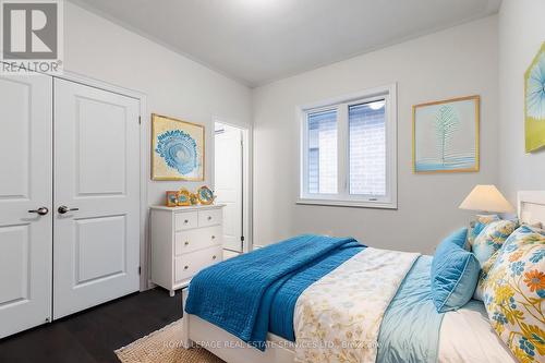 1359 Peony Path, Oakville, ON - Indoor Photo Showing Bedroom