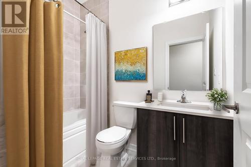 1359 Peony Path, Oakville, ON - Indoor Photo Showing Bathroom