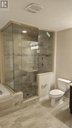 240 Chilver Heights, Milton, ON - Indoor Photo Showing Bathroom