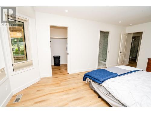 1201 Cameron Avenue Unit# 53, Kelowna, BC - Indoor Photo Showing Bedroom