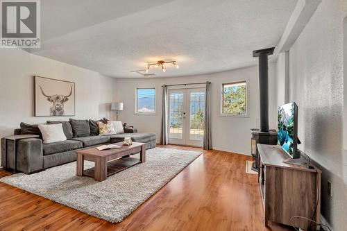 Living Room - 15091 Oyama Road, Lake Country, BC - Indoor Photo Showing Living Room