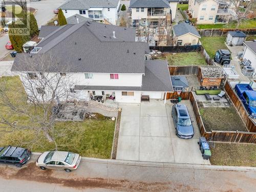 526 Clayton Crescent, Kelowna, BC - Outdoor