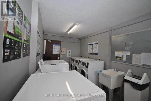 106C - 2041 Arrowsmith Drive, Ottawa, ON - Indoor Photo Showing Laundry Room