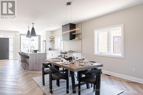 1 Stickles Street, Pelham (662 - Fonthill), ON - Indoor Photo Showing Dining Room