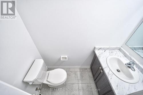 10 Rugman Crescent, Springwater, ON - Indoor Photo Showing Bathroom