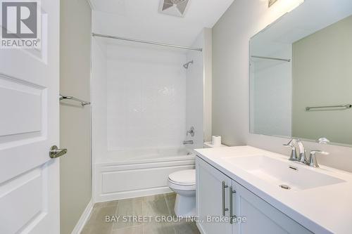 107 - 95 Dundas Street W, Oakville, ON - Indoor Photo Showing Bathroom