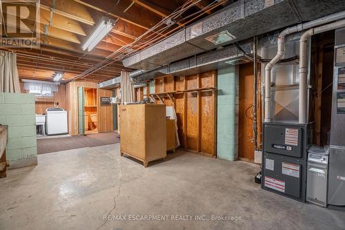 35 Wildewood Avenue, Hamilton, ON - Indoor Photo Showing Basement