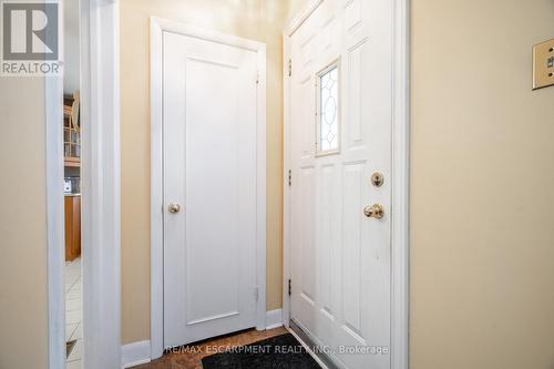 35 Wildewood Avenue, Hamilton, ON - Indoor Photo Showing Other Room