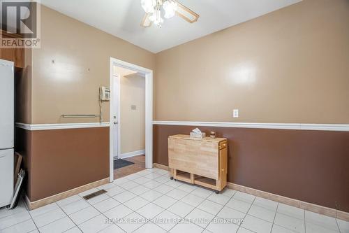 35 Wildewood Avenue, Hamilton, ON - Indoor Photo Showing Other Room