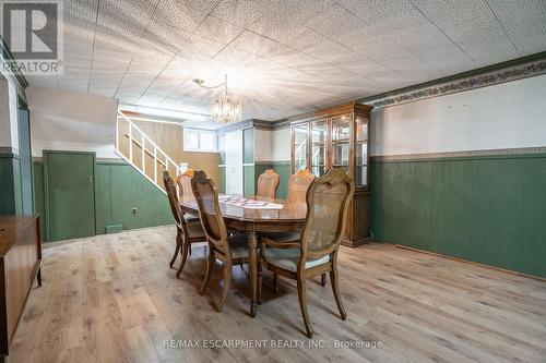 35 Wildewood Avenue, Hamilton, ON - Indoor Photo Showing Dining Room