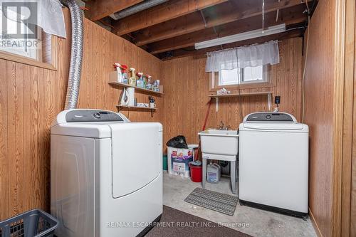 35 Wildewood Avenue, Hamilton, ON - Indoor Photo Showing Laundry Room