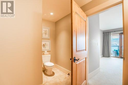 14419 Downton Avenue Unit# 207, Summerland, BC - Indoor Photo Showing Bathroom