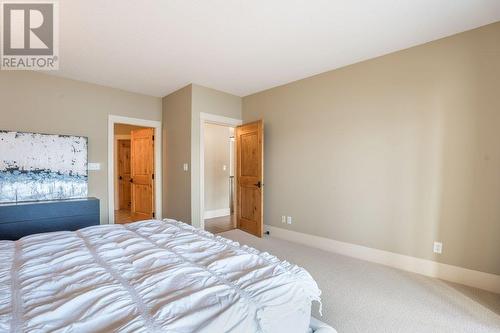 14419 Downton Avenue Unit# 207, Summerland, BC - Indoor Photo Showing Bedroom