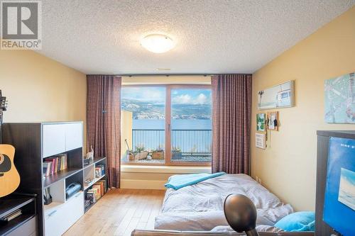 14419 Downton Avenue Unit# 207, Summerland, BC - Indoor Photo Showing Bedroom